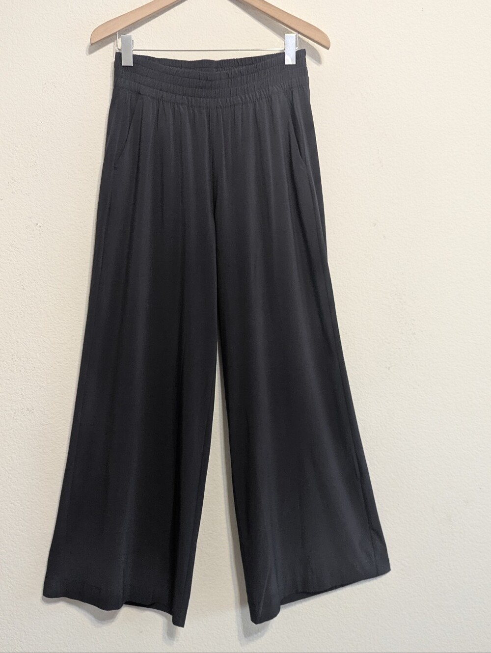 Vuori Villa Wide Leg Trouser Pants Womens Med Lounge Elastic Waist Stretch Gray